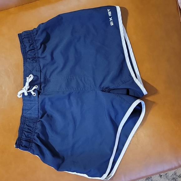 2(X)ist Swim Trunks - Picture 2 of 7